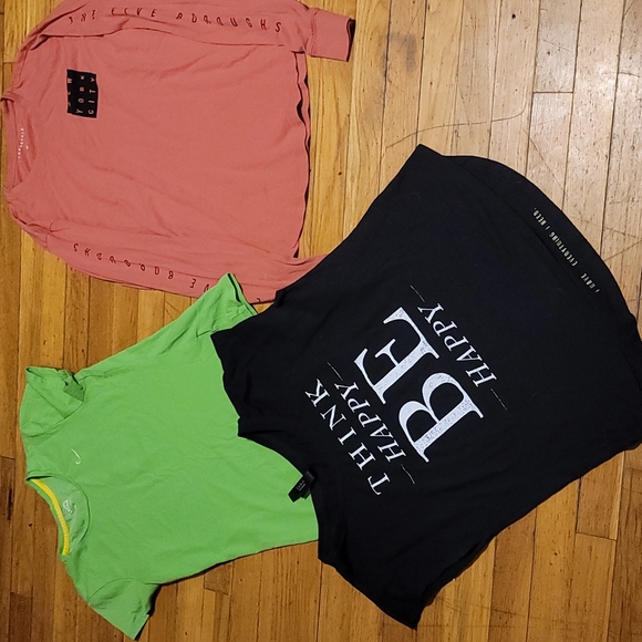 Nike Tops - Nice Nike Aeropostale long short sleeve tee bundle medium